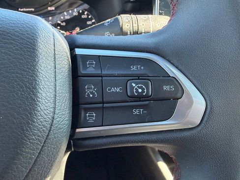 Used 2023 Jeep Compass Trailhawk image 26