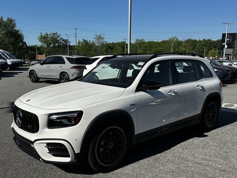 New 2025 Mercedes-Benz GLB 35 AMG 4MATIC image 4