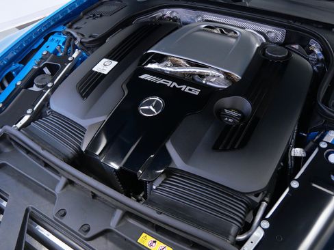 Used 2025 Mercedes-Benz SL 63 AMG S e Performance 4MATIC image 51