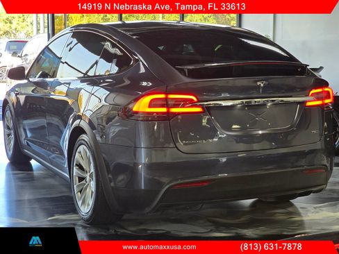 Used 2017 Tesla Model X 75D image 12