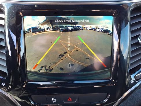 Used 2019 Jeep Cherokee High Altitude image 19