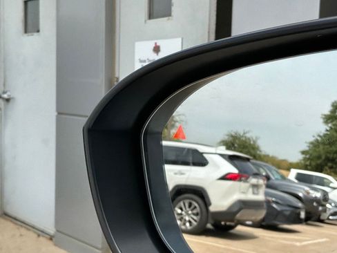 Used 2026 Nissan Rogue SV FWD image 21