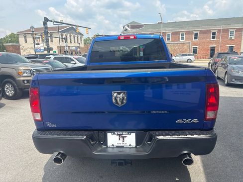 Used 2019 RAM 1500 Express w/ Express Value Package AWD/4WD image 4