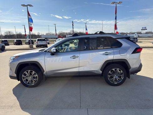 Used 2024 Toyota RAV4 XLE Premium w/ Weather Package image 8