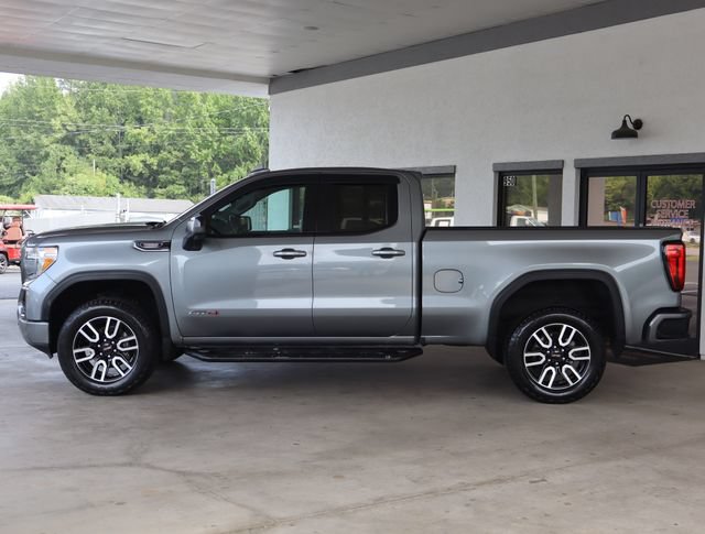 Used 2020 GMC Sierra 1500 AT4 w/ AT4 Premium Package AWD/4WD image 2