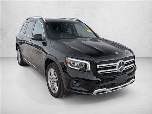 Used 2020 Mercedes-Benz GLB 250 4MATIC image 3