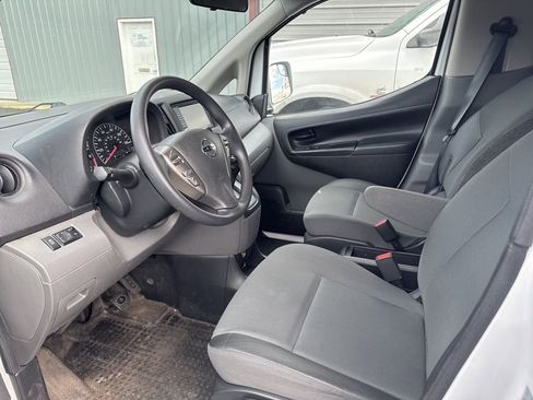 Used 2020 Nissan NV200 SV w/ Back Door Glass Package image 10