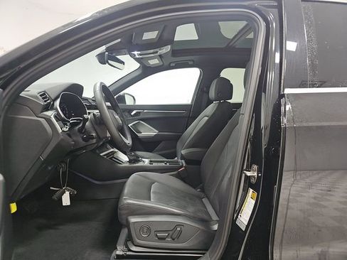 Used 2024 Audi Q3 2.0T Premium Plus w/ Premium Plus Package image 34