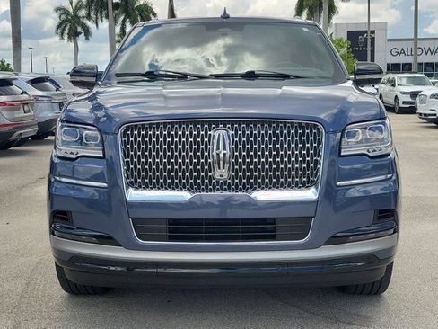 Certified 2023 Lincoln Navigator Reserve AWD/4WD image 2
