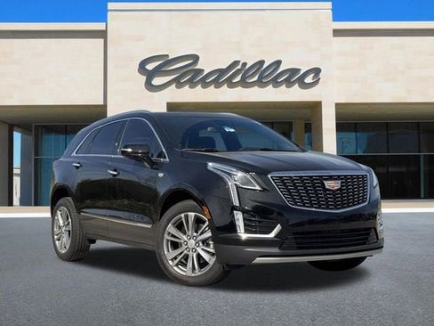 New 2025 Cadillac XT5 Premium Luxury image 2