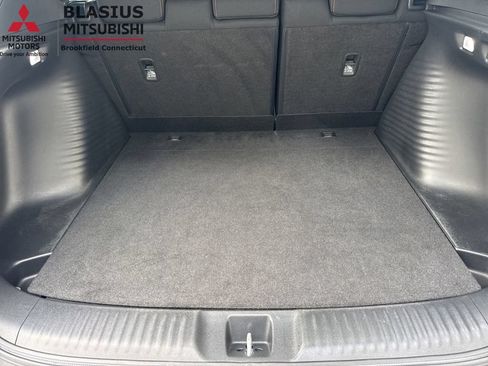 Used 2025 Honda HR-V Sport image 11