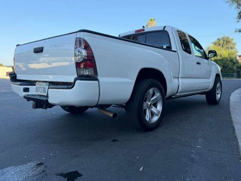 Used 2015 Toyota Tacoma 2WD Access Cab w/ SR5 Package image 9