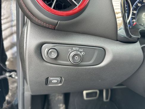 Used 2025 Chevrolet Blazer RS w/ Driver Confidence II Package image 18