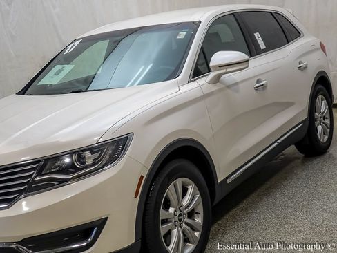 Used 2017 Lincoln MKX Premiere FWD image 4
