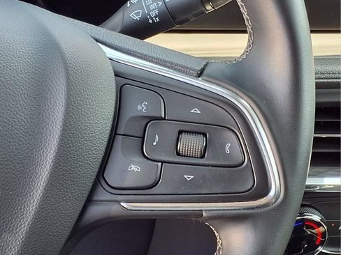 Used 2025 Buick Encore GX Preferred FWD image 17