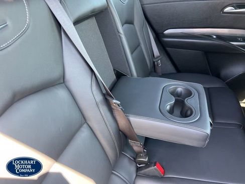Used 2024 Cadillac XT4 Premium Luxury image 26