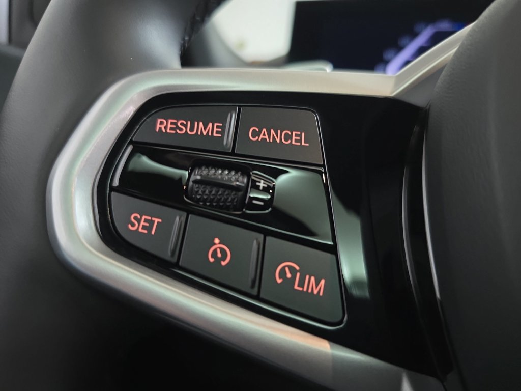 Used 2026 BMW 230i xDrive Coupe w/ M Sport Package AWD/4WD image 18