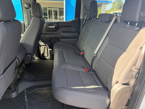Used 2026 Chevrolet Silverado 1500 Custom RWD image 9