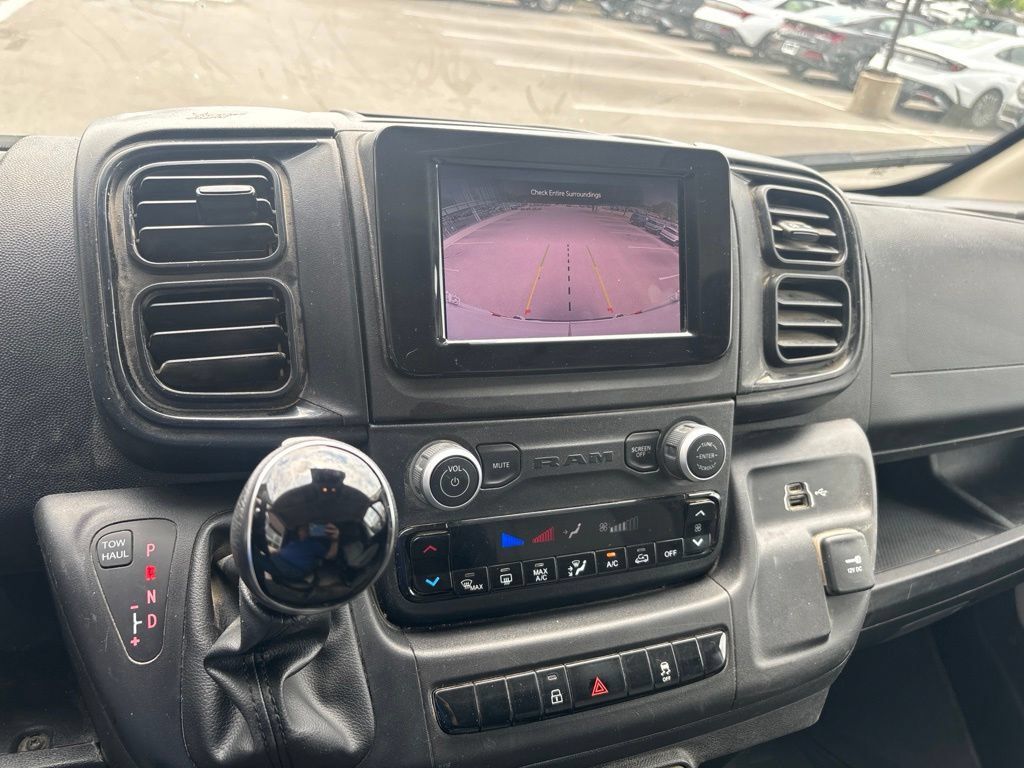 Used 2024 RAM ProMaster 2500 w/ Convenience Group FWD image 22