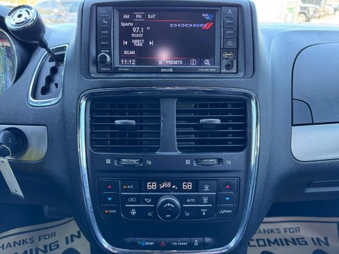 Used 2019 Dodge Grand Caravan GT FWD image 23