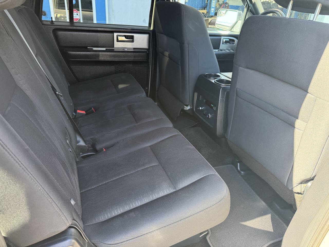 Used 2017 Ford Expedition EL XLT AWD/4WD image 16