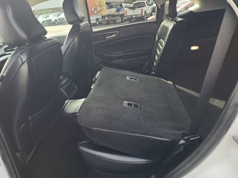 Used 2024 Ford Edge SEL image 29