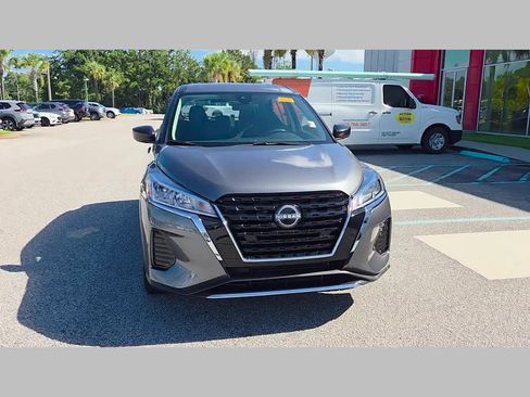 Used 2025 Nissan Kicks Play S FWD image 21