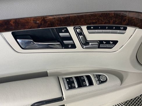 Used 2013 Mercedes-Benz S 550 image 14