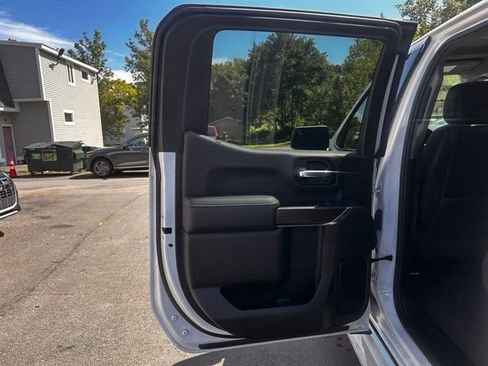 Used 2019 GMC Sierra 1500 SLT w/ SLT Premium Package AWD/4WD image 15