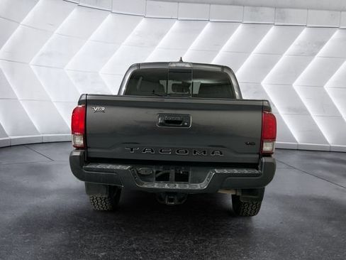 Used 2021 Toyota Tacoma SR5 RWD image 5