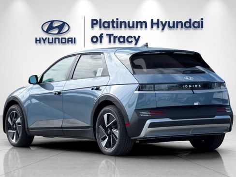 New 2026 Hyundai Ioniq 5 SEL RWD image 6