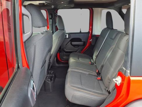 Used 2024 Jeep Wrangler Sport S image 13