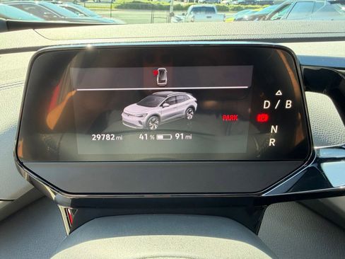 Used 2023 Volkswagen ID.4 Pro S Plus AWD/4WD image 14