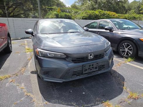 Used 2022 Honda Civic EX image 4