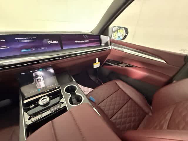 New 2026 Cadillac Escalade Luxury w/ Touring Package AWD/4WD image 35