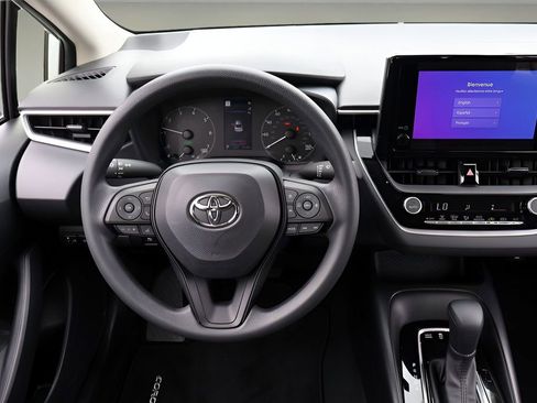 Certified 2025 Toyota Corolla LE image 17