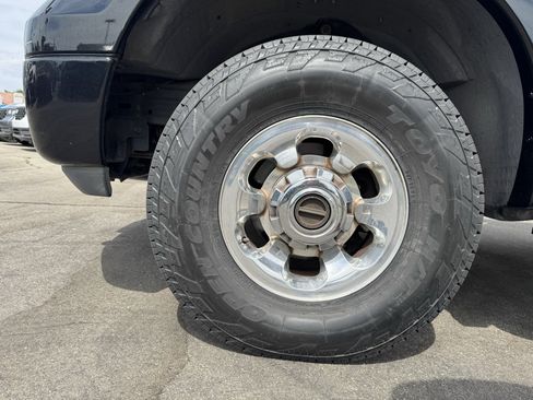 Used 2005 Ford Excursion Limited AWD/4WD image 9