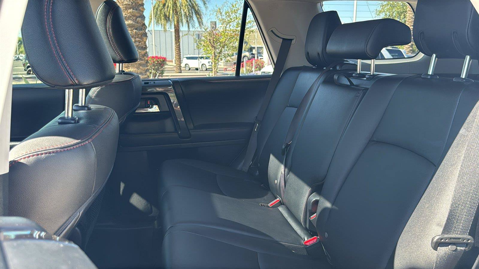 Used 2023 Toyota 4Runner TRD Off-Road Premium w/ Moonroof Package AWD/4WD image 31