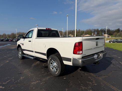Used 2017 RAM 3500 Tradesman w/ Chrome Appearance Group AWD/4WD image 8