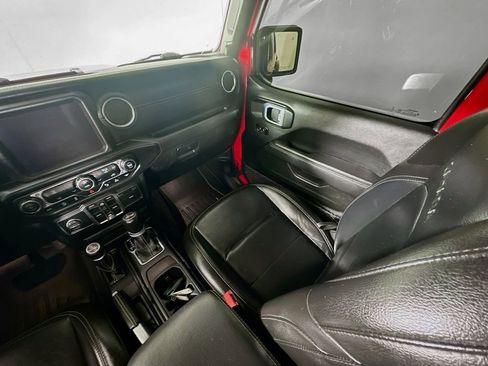 Used 2021 Jeep Wrangler Unlimited Sahara image 11