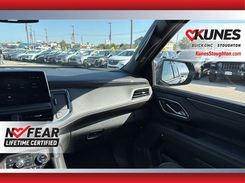 Used 2023 GMC Yukon SLT image 45
