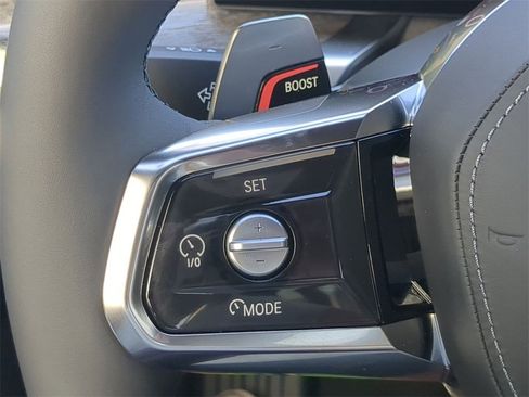 New 2026 BMW 760i xDrive w/ Premium Package image 26