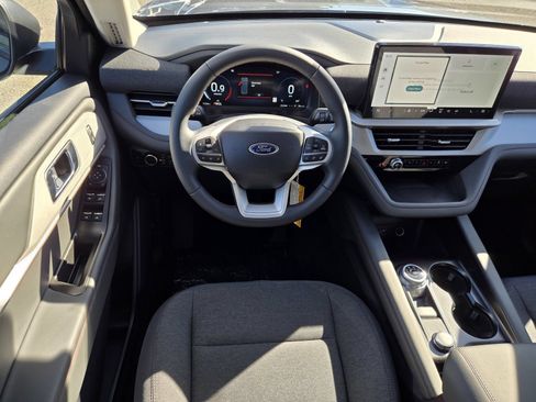 New 2026 Ford Explorer Active AWD/4WD image 8