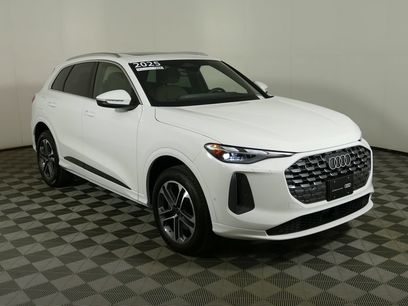 Certified 2025 Audi Q5 Premium w/ Convenience Package