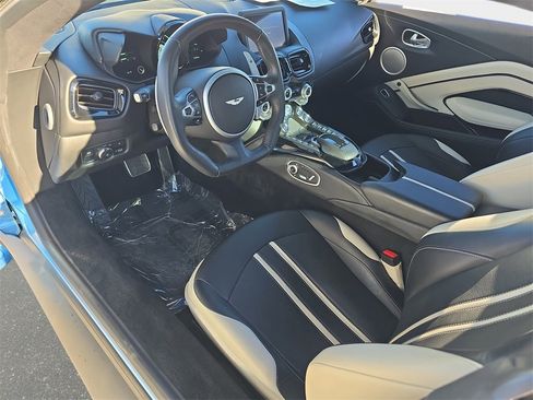 Used 2020 Aston Martin V8 Vantage Coupe image 10