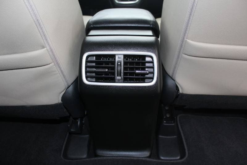 Used 2015 Honda CR-V Touring image 20