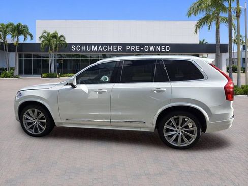 Used 2023 Volvo XC90 B6 Ultimate w/ Lounge Package AWD/4WD image 4