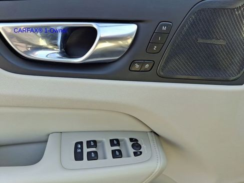 Certified 2023 Volvo XC60 B5 Ultimate w/ Climate Package AWD/4WD image 15