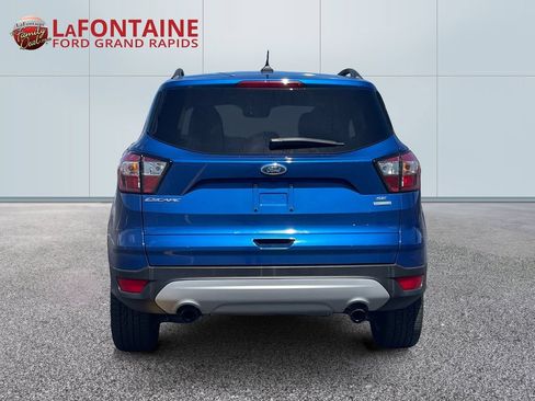 Used 2018 Ford Escape SE w/ SE Sync 3 Package FWD image 6