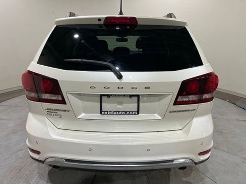 Used 2017 Dodge Journey Crossroad w/ Popular Equipment Group image 10